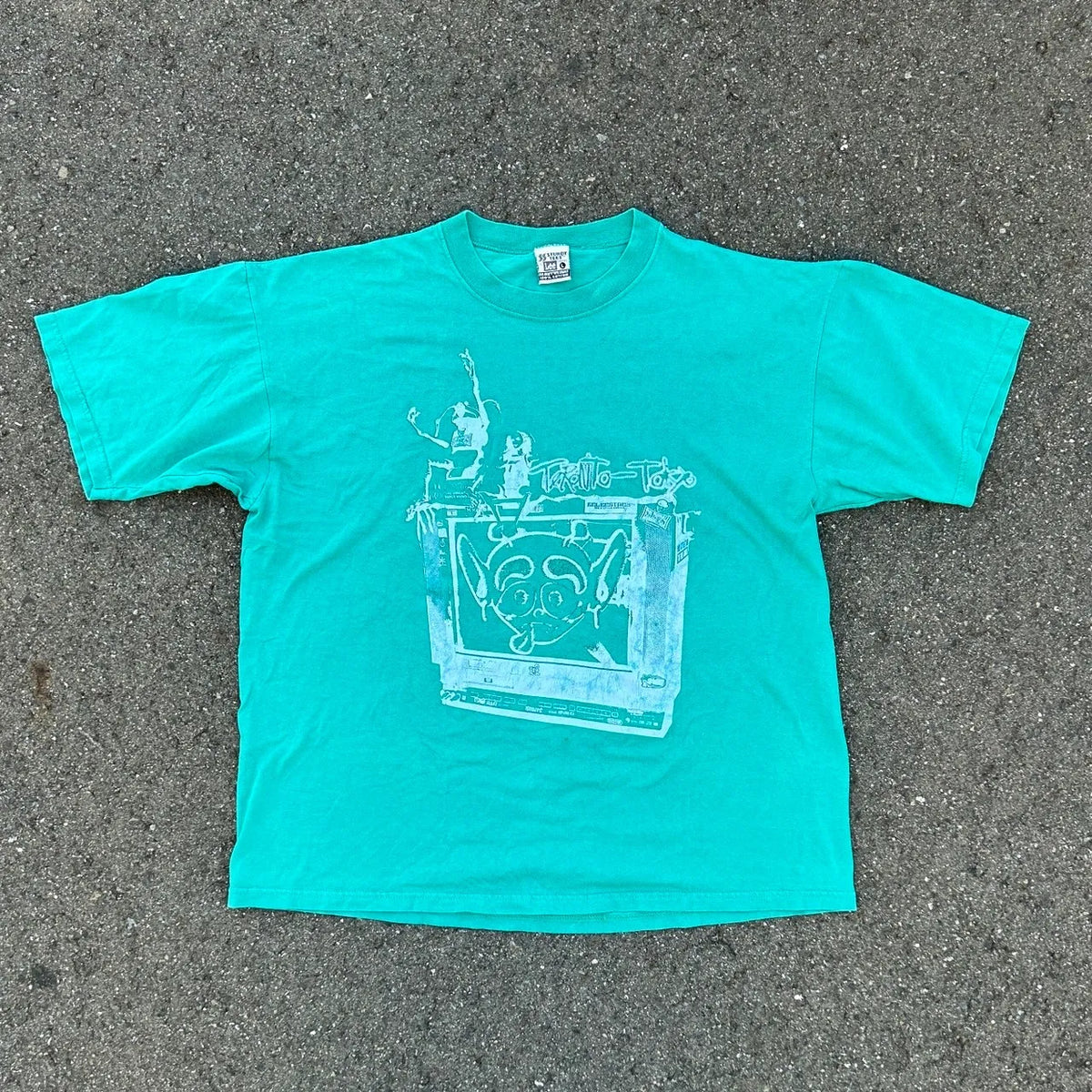 Tee with eclecstacy