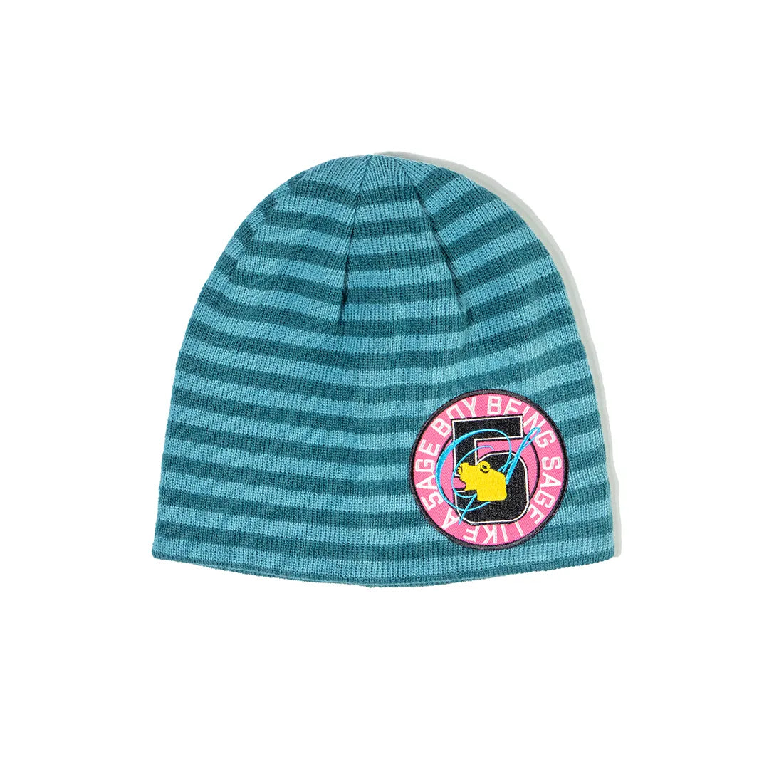 5age patch border beanie